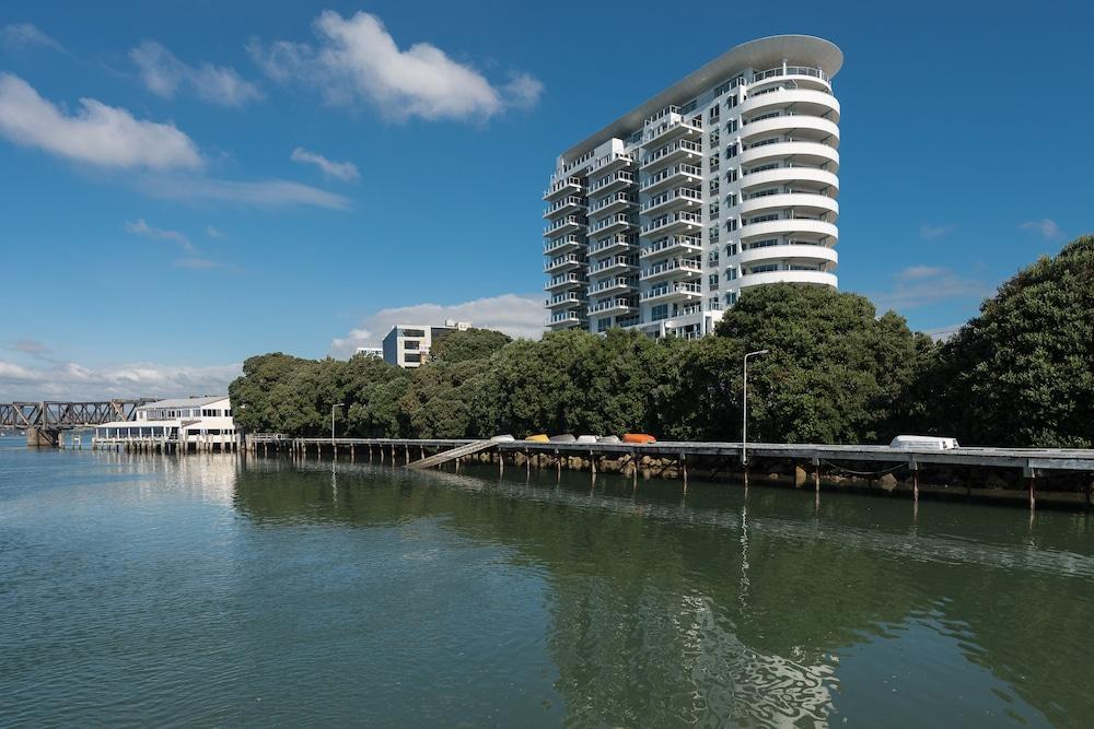 Hotel On Devonport Tauranga Extérieur photo