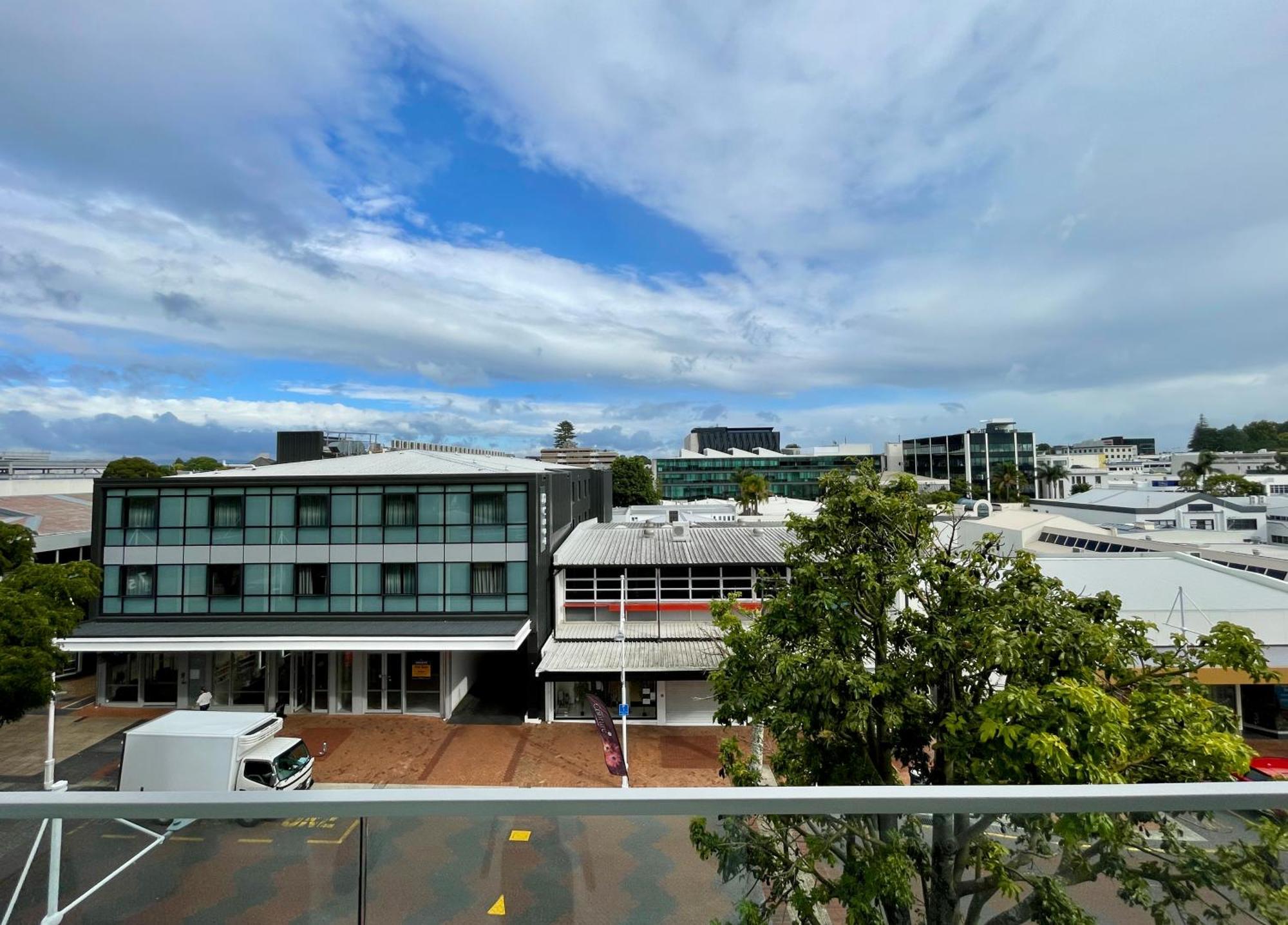 Hotel On Devonport Tauranga Extérieur photo